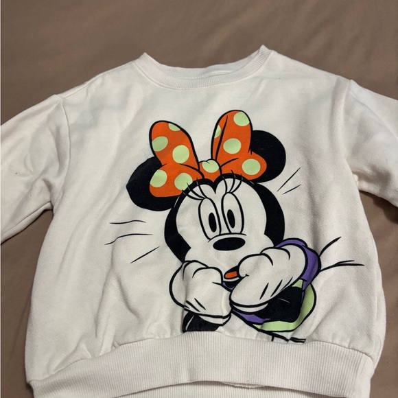 SOLD!!!Disney Magic Alert! White Minnie Mouse Sweatshirt with Orange Bow 🧡✨ - Picture 2 of 3